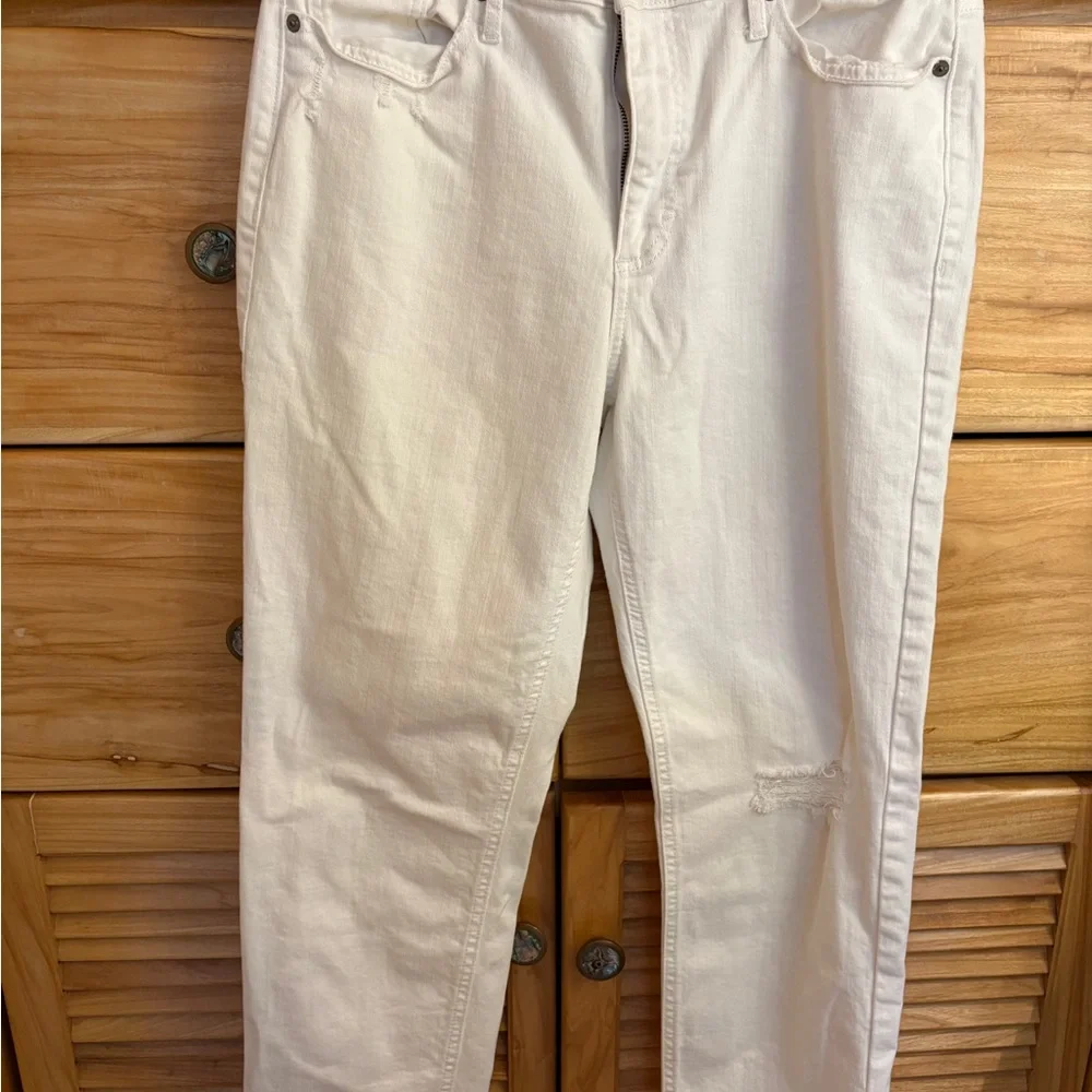 Banana Republic Women's Straight Leg Jeans in White